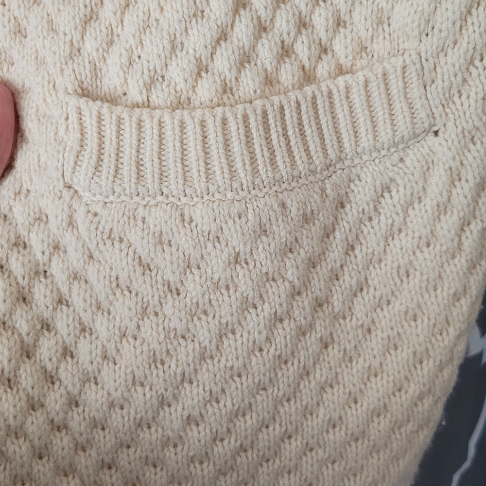 Vince Textured Cream Cardigan Wool/Yak Blend - Soft and Cozy -Exc Condition! - Picture 6 of 13